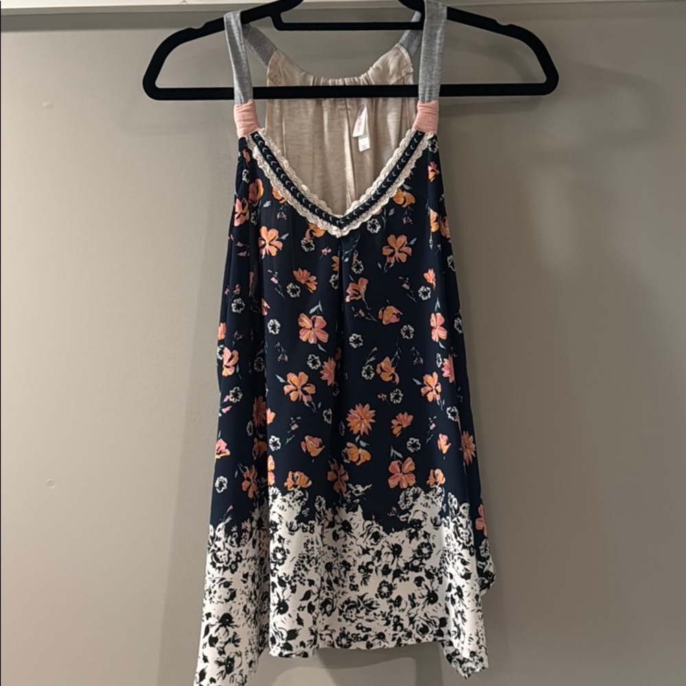 Women’s tank top